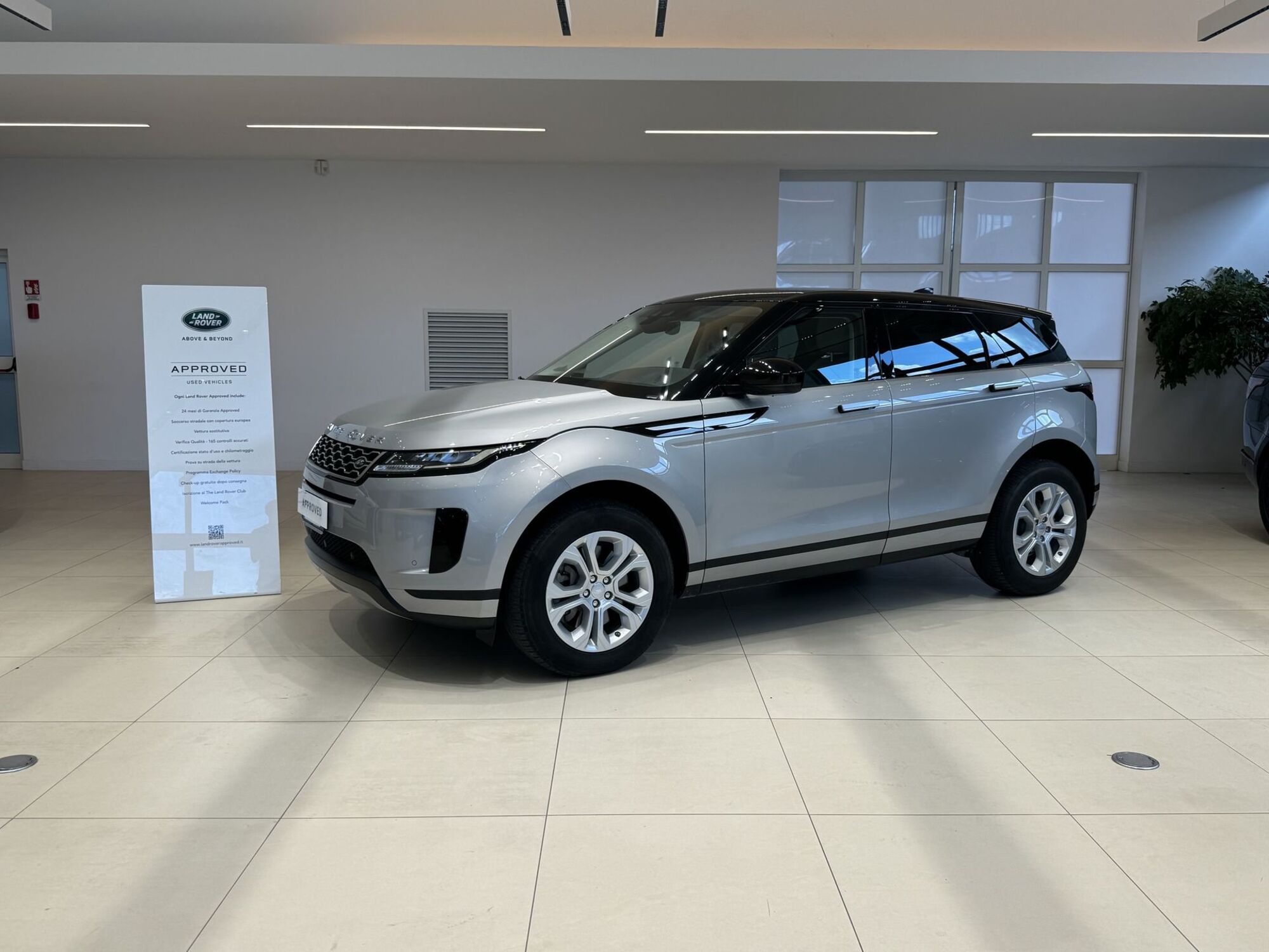 Land Rover Range Rover Evoque 2.0D I4-L.Flw 150 CV AWD Auto S del 2020 usata a Forli&#039;