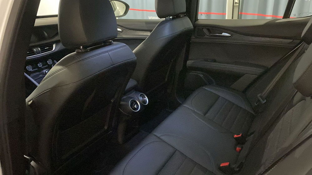 Alfa Romeo Stelvio usata a Bergamo (16)