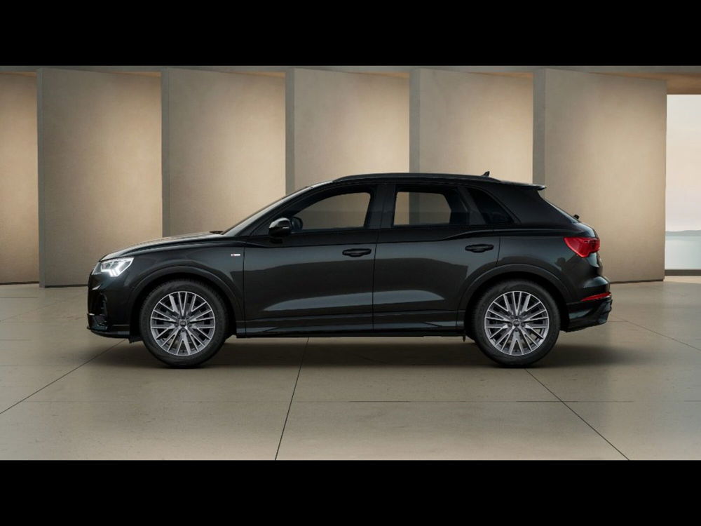 Audi Q3 nuova a Livorno (2)