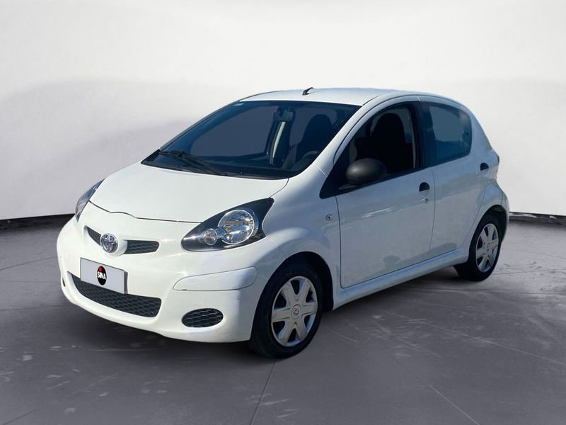 Toyota Aygo 1.0 12V VVT-i 5 porte Now  del 2012 usata a Pordenone