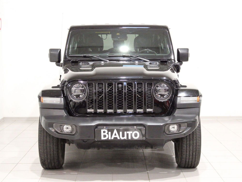 Jeep Wrangler Unlimited usata a Firenze (4)