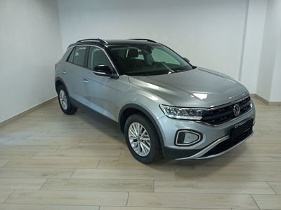 Volkswagen T-Roc 1.0 TSI Life del 2022 usata a Moncalieri