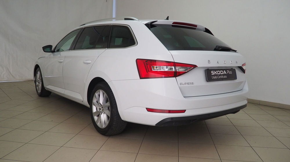 Skoda Superb Station Wagon usata a Torino (4)