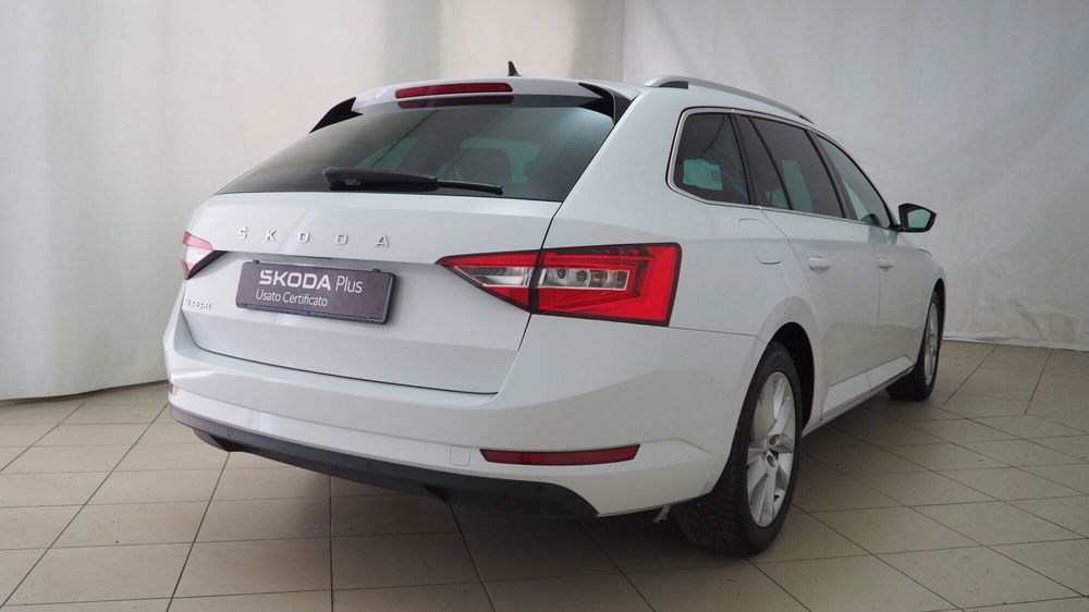 Skoda Superb Station Wagon usata a Torino (6)