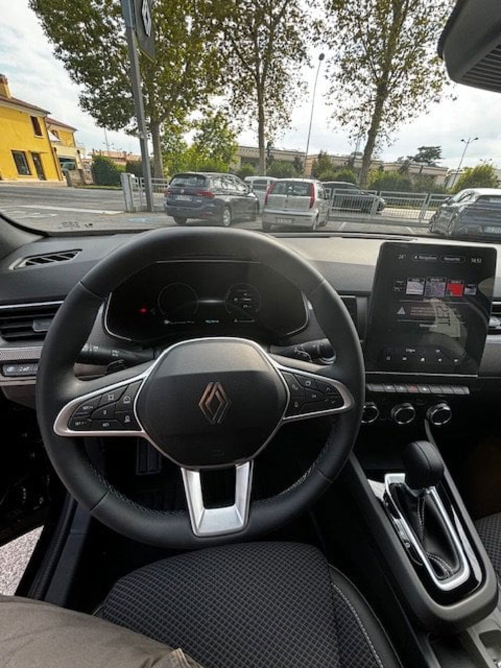 Renault Arkana nuova a Treviso (11)