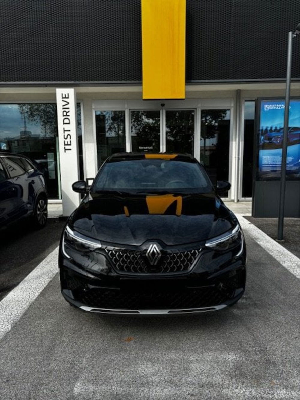 Renault Arkana nuova a Treviso (2)