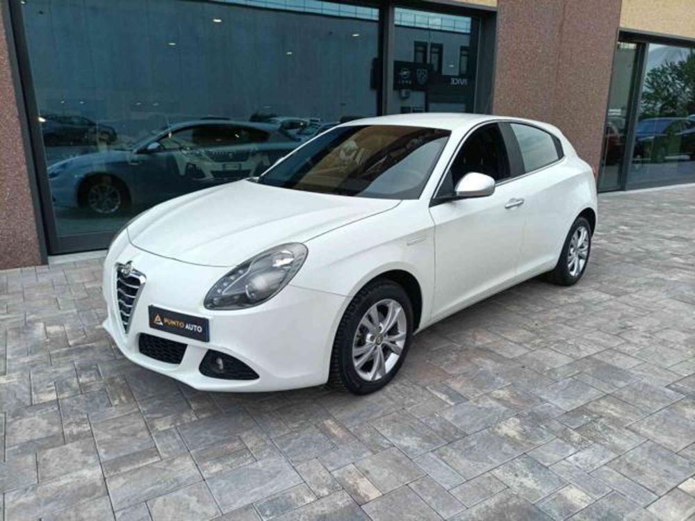 Alfa Romeo Giulietta usata a Ancona (2)