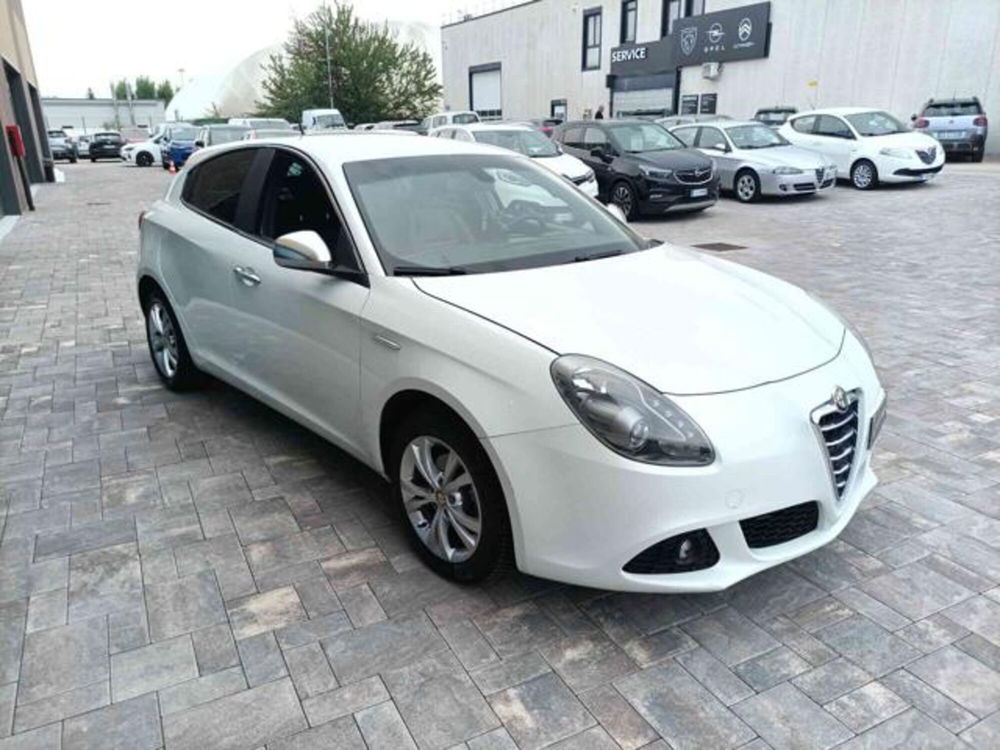 Alfa Romeo Giulietta usata a Ancona (7)