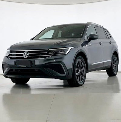 Volkswagen Tiguan Allspace 2.0 TDI SCR DSG 4MOTION Life del 2022 usata a Bastia Umbra