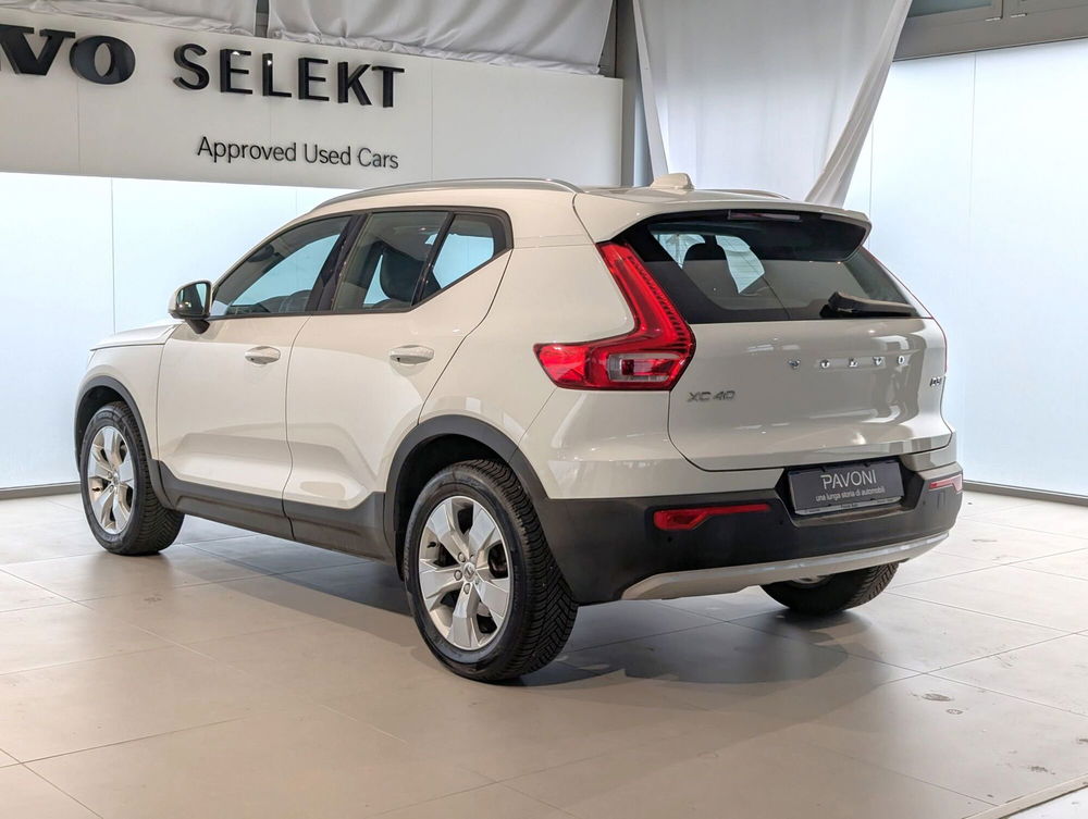 Volvo XC40 usata a Pescara (7)