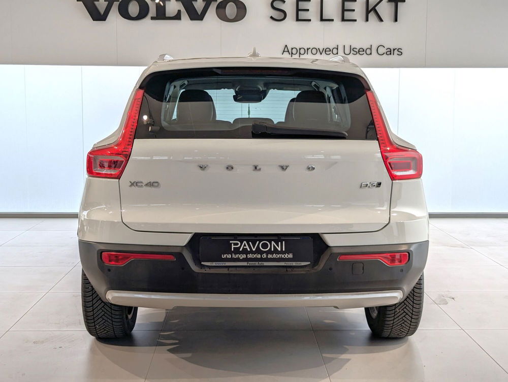 Volvo XC40 usata a Pescara (8)