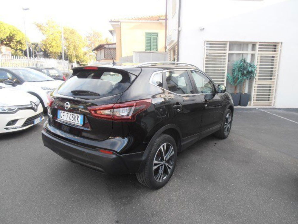 Nissan Qashqai usata a Livorno (4)