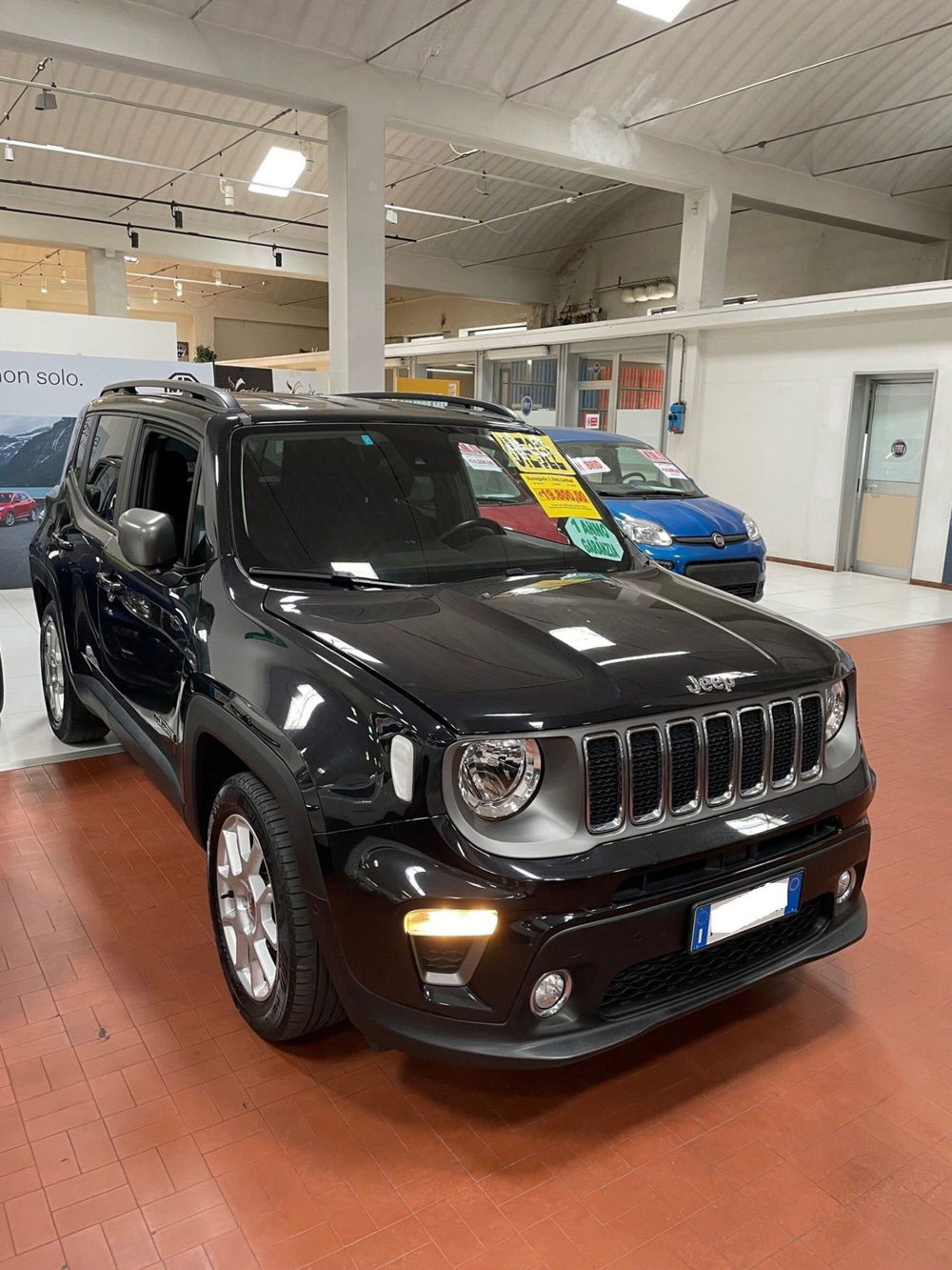 Jeep Renegade usata a Lucca (3)