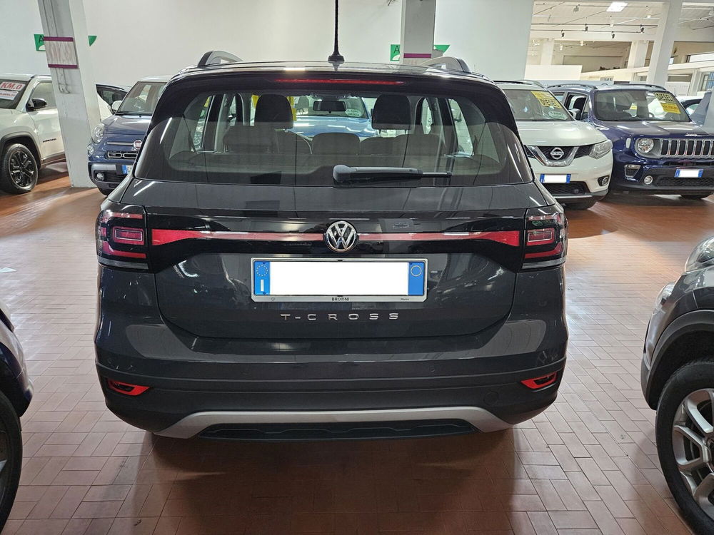 Volkswagen T-Cross usata a Lucca (4)