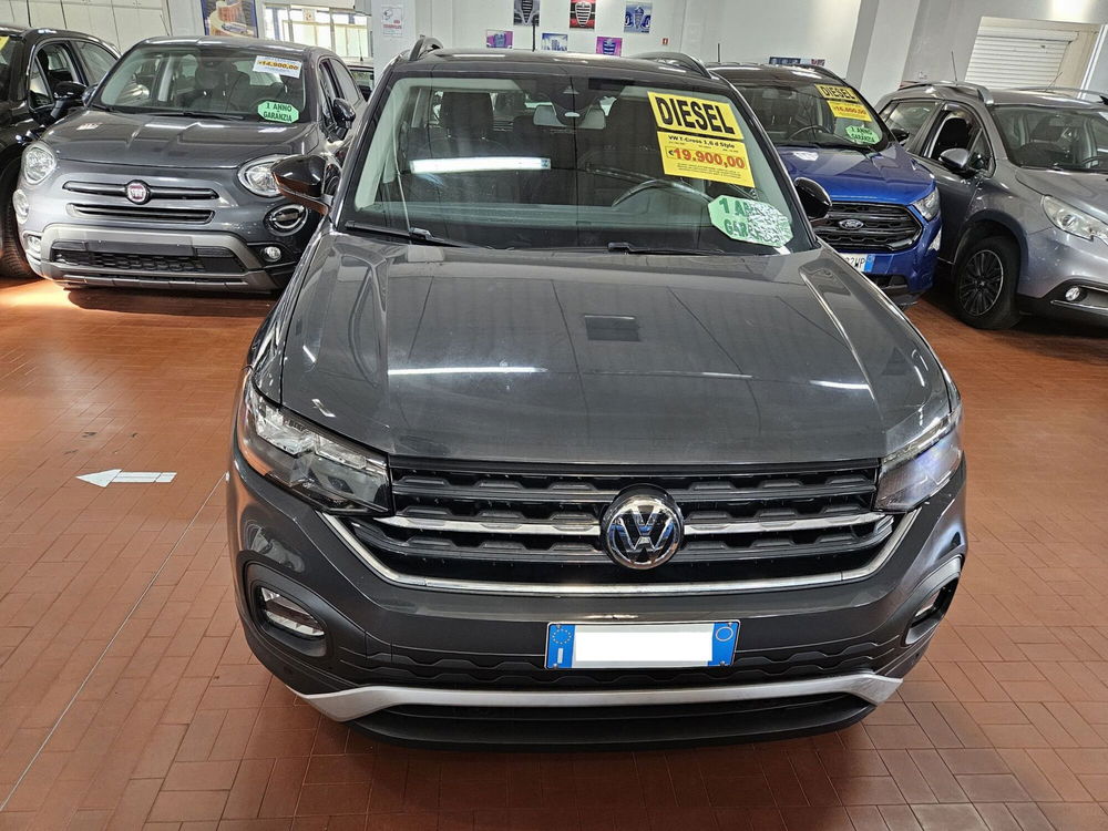 Volkswagen T-Cross usata a Lucca (8)