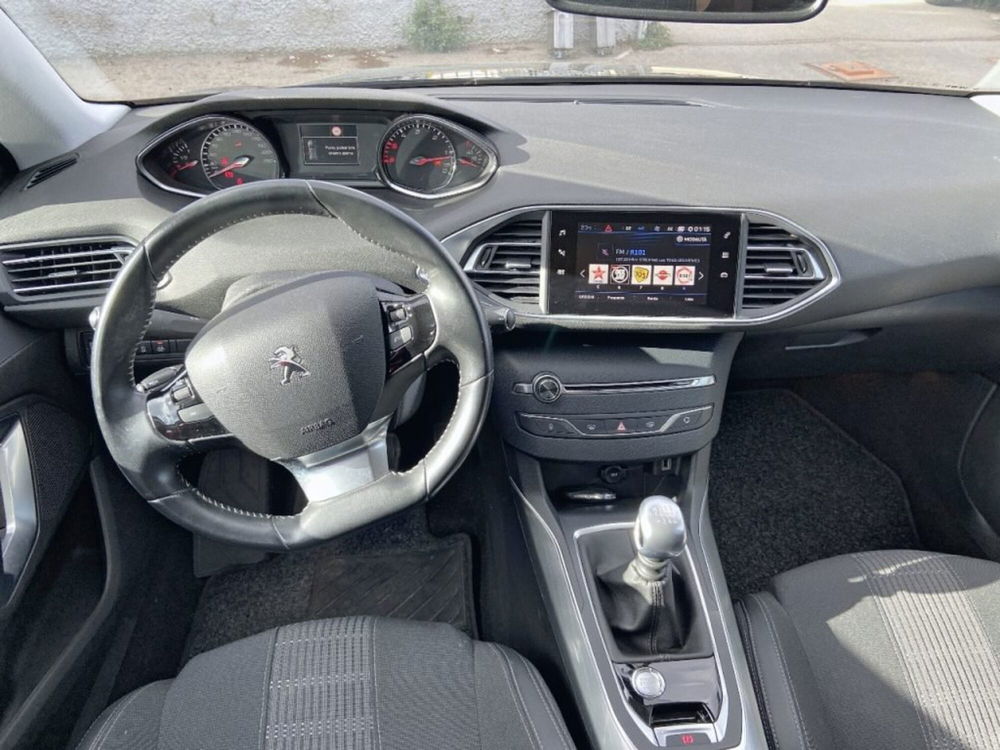 Peugeot 308 SW usata a Foggia (11)