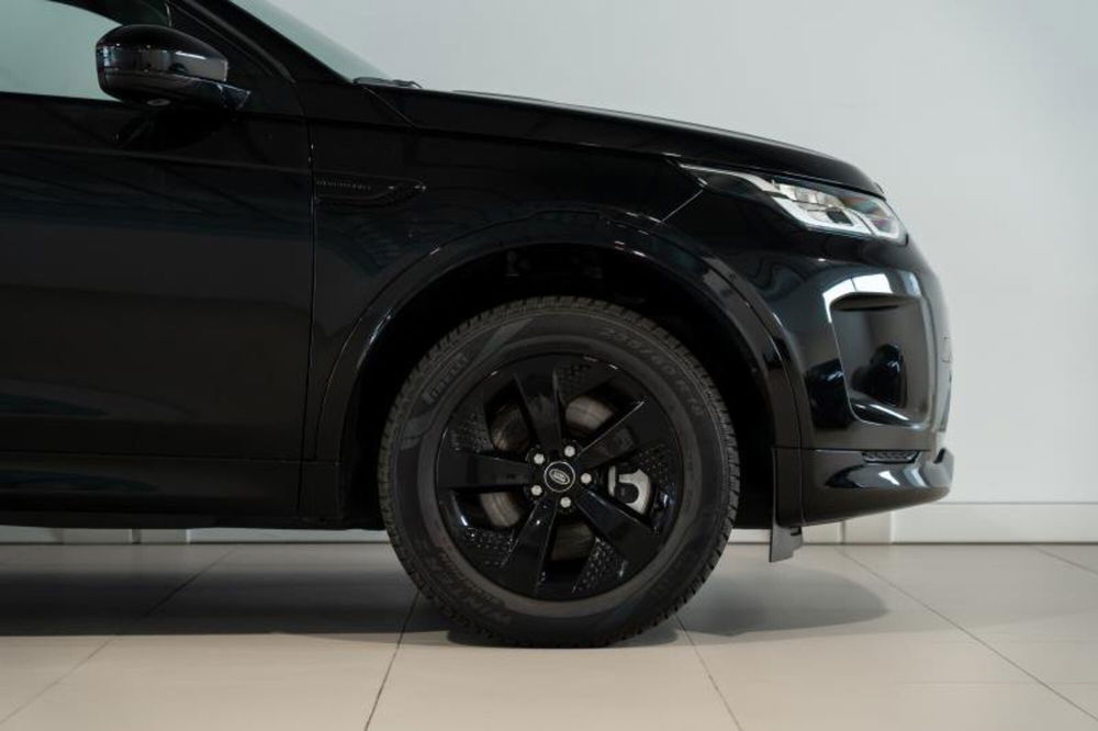 Land Rover Discovery Sport usata a Venezia (7)