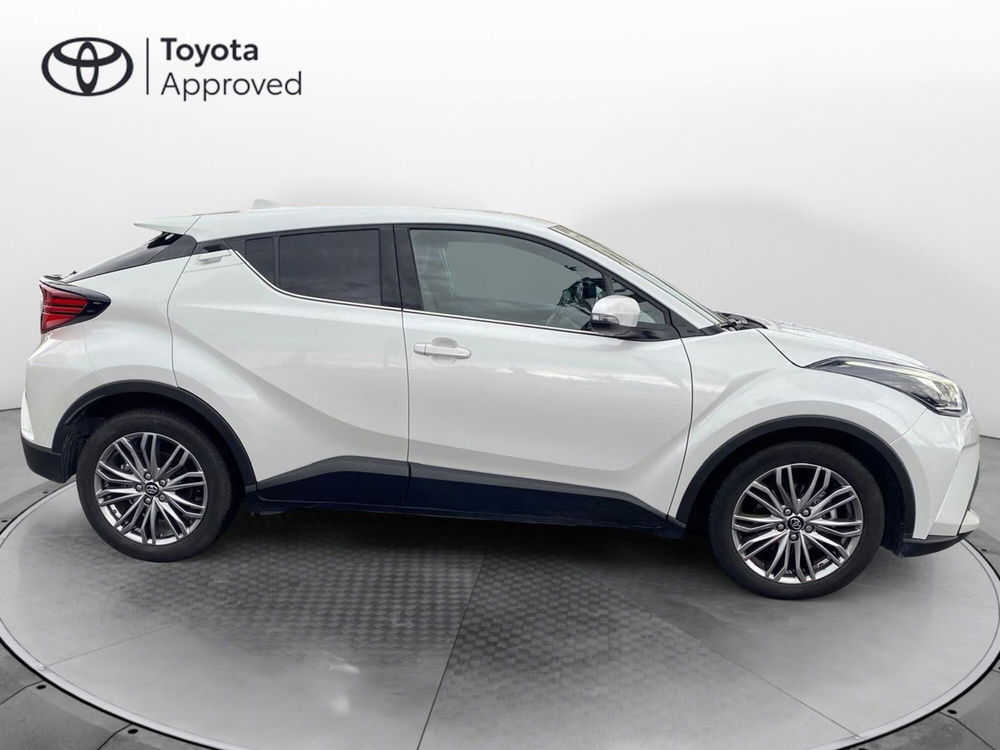 Toyota Toyota C-HR usata a Roma (10)