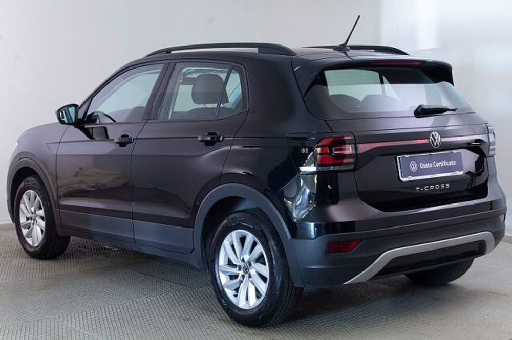 Volkswagen T-Cross usata a Novara (4)