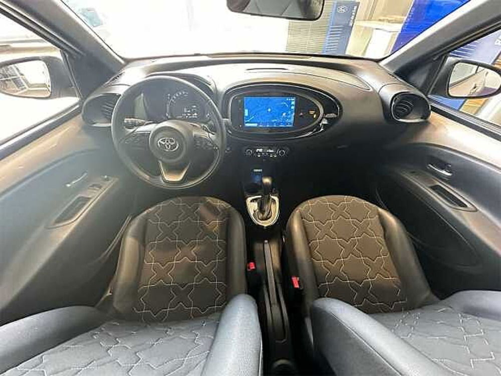 Toyota Aygo X usata a Cosenza (9)