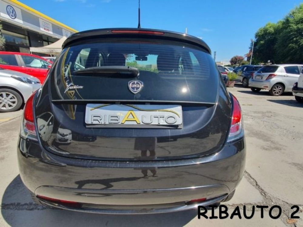 Lancia Ypsilon usata a Cuneo (15)