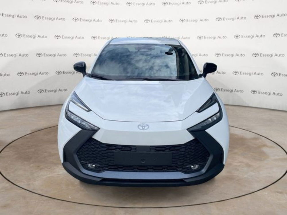 Toyota Toyota C-HR nuova a Vercelli (4)