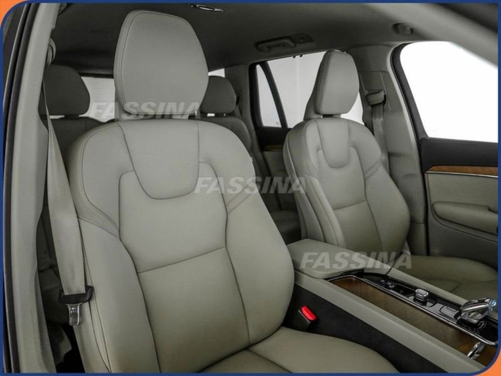 Volvo XC90 usata a Milano (13)