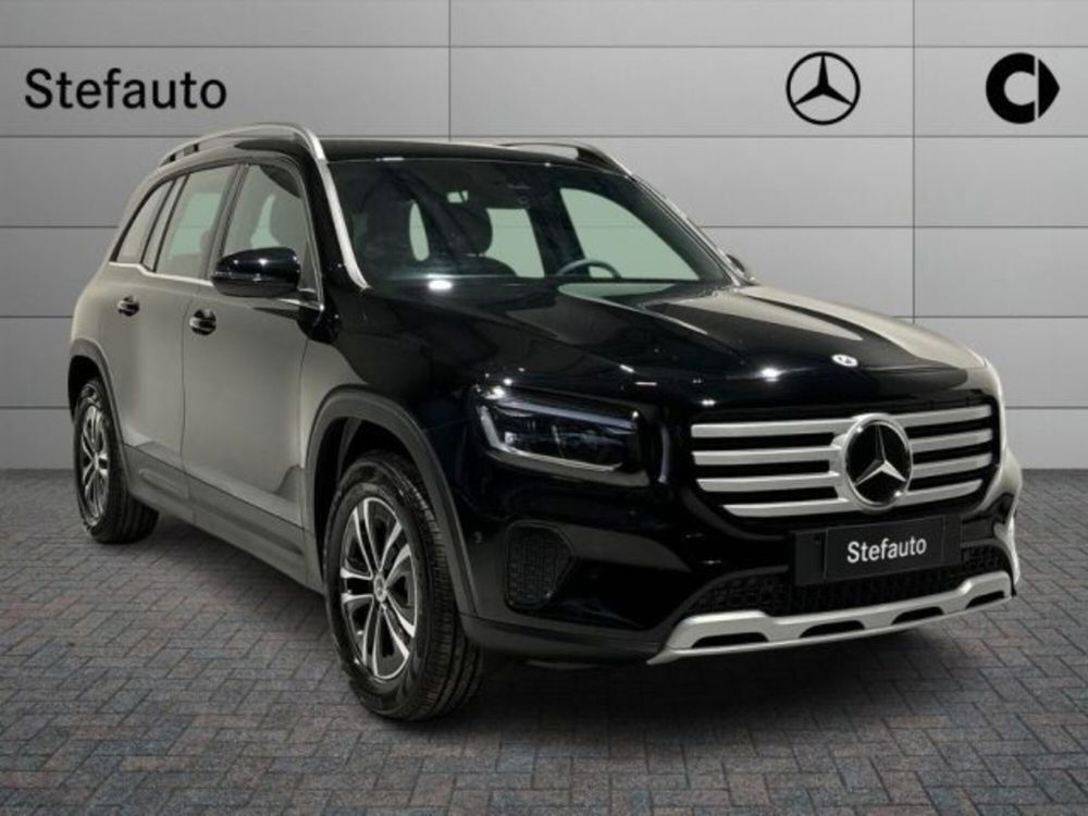 Mercedes-Benz GLB nuova a Bologna