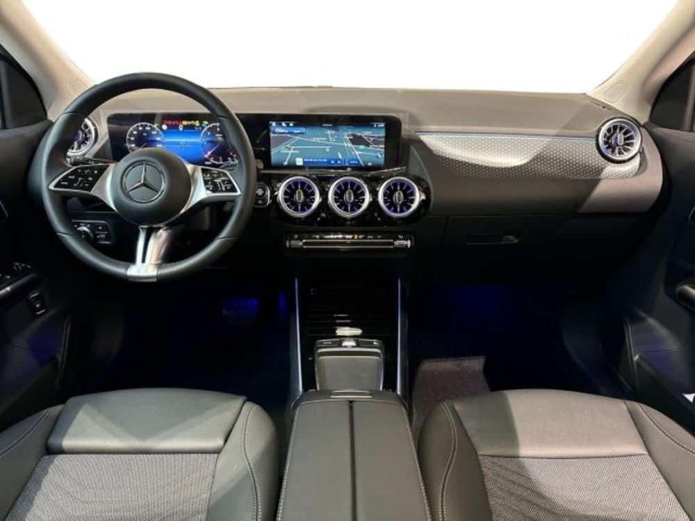 Mercedes-Benz GLA SUV nuova a Bologna (13)