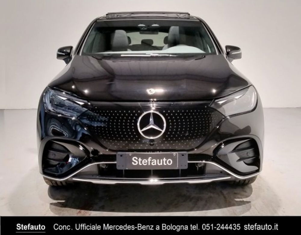 Mercedes-Benz EQE SUV nuova a Bologna (4)