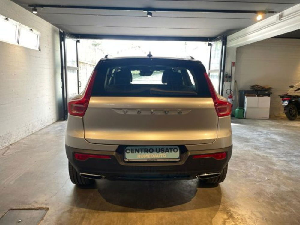 Volvo XC40 usata a Perugia (6)