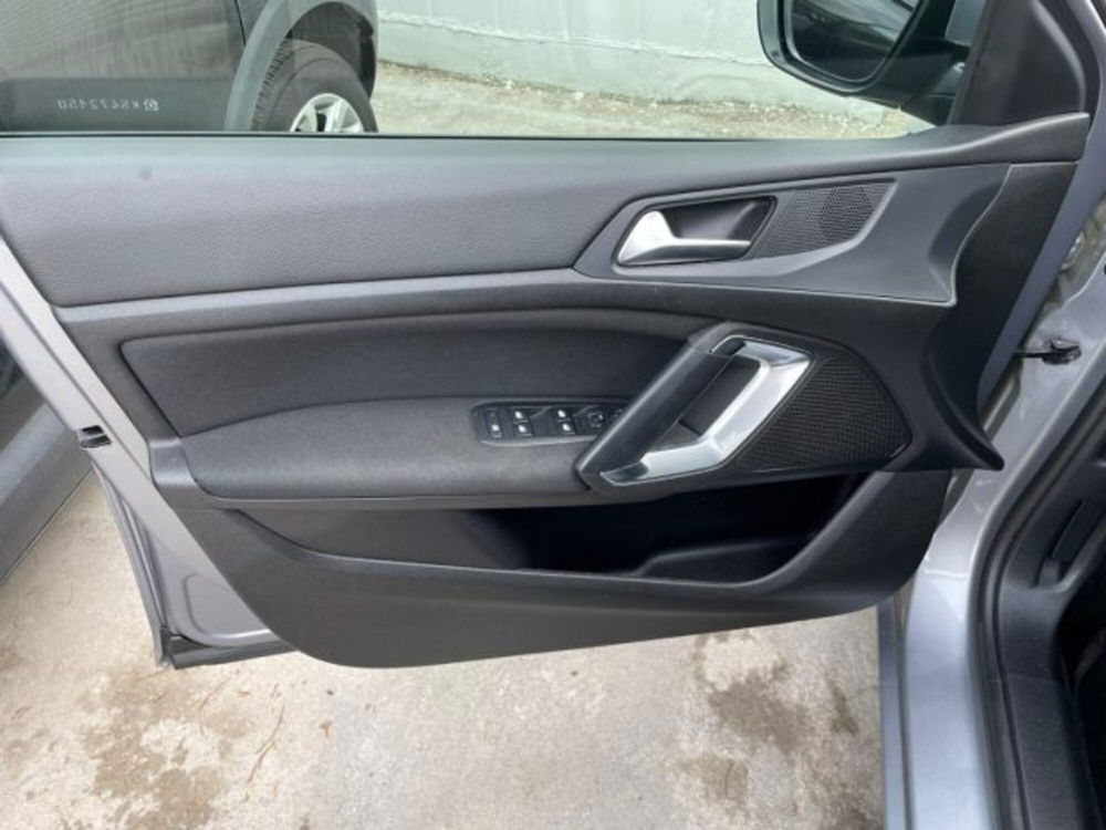 Peugeot 308 SW usata a Perugia (19)