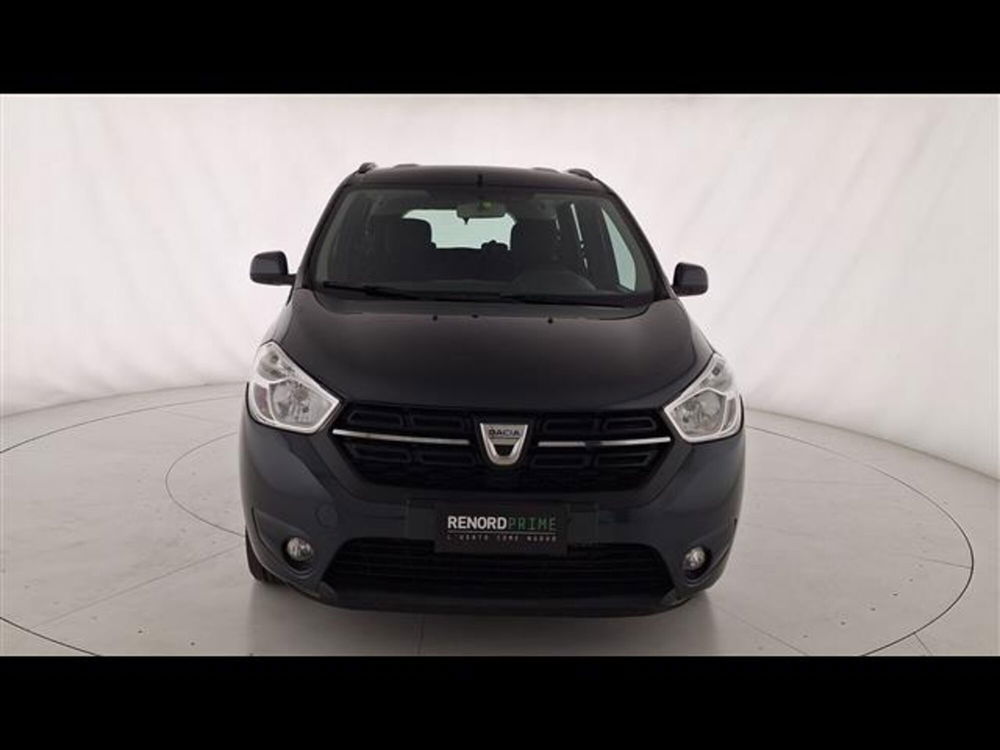 Dacia Lodgy usata a Milano (4)