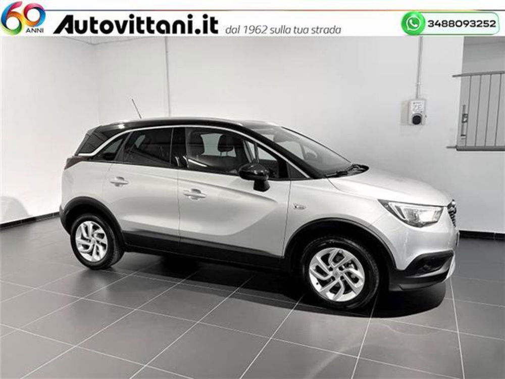 Opel Crossland X usata a Como (7)