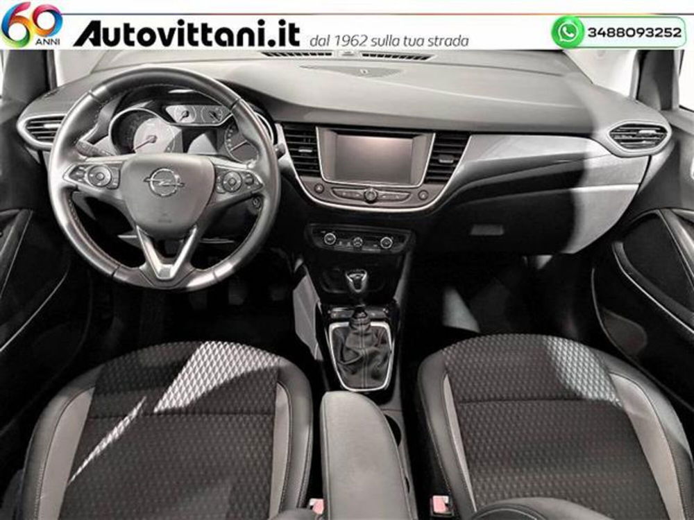 Opel Crossland X usata a Como (9)