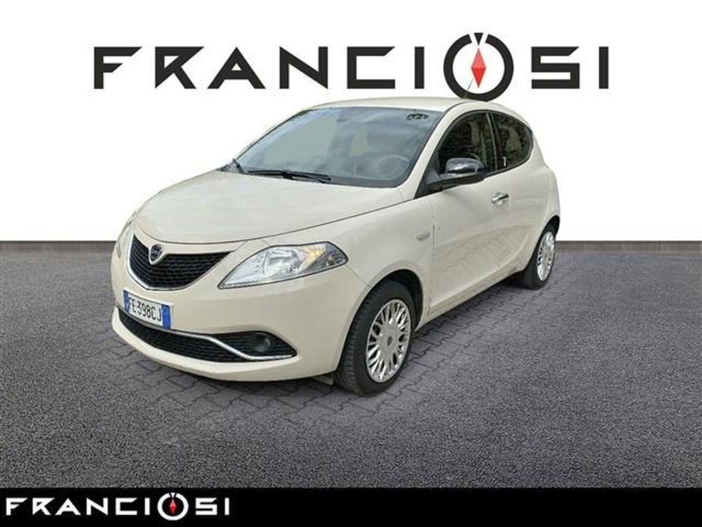 Lancia Ypsilon usata a Modena (2)