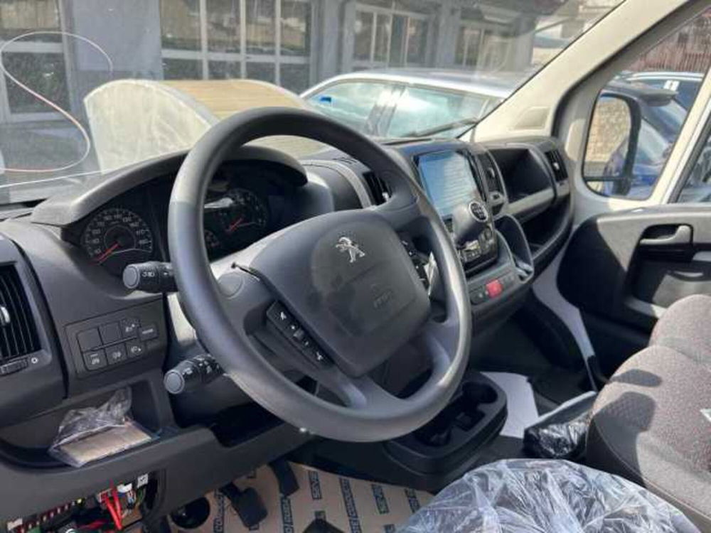 Peugeot Boxer Furgone nuova a Vibo Valentia (11)