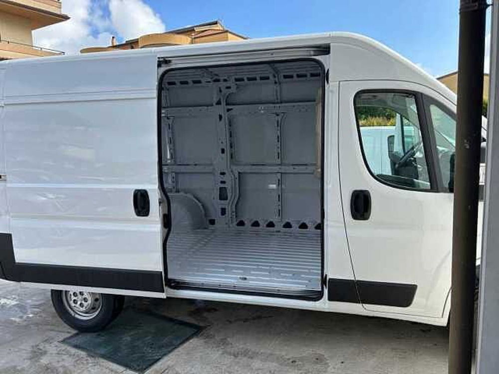 Peugeot Boxer Furgone nuova a Vibo Valentia (7)