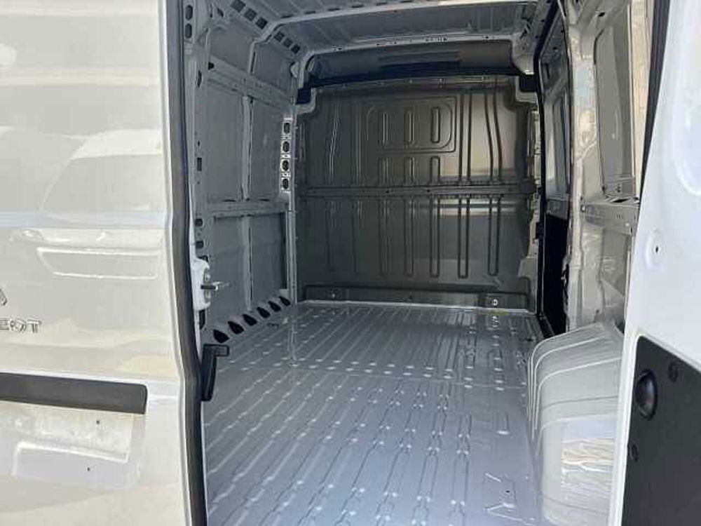 Peugeot Boxer Furgone nuova a Vibo Valentia (9)