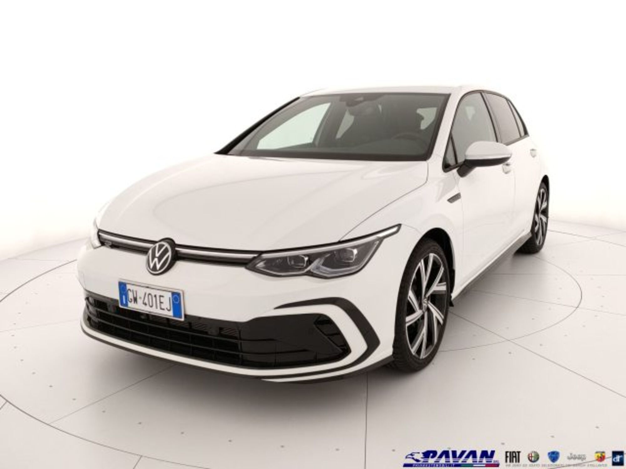 Volkswagen Golf 1.5 eTSI 130 CV EVO ACT DSG R-Line nuova a Piove di Sacco