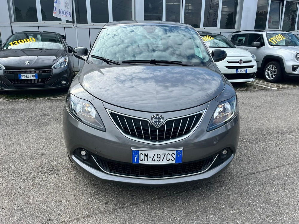 Lancia Ypsilon usata a Milano (2)