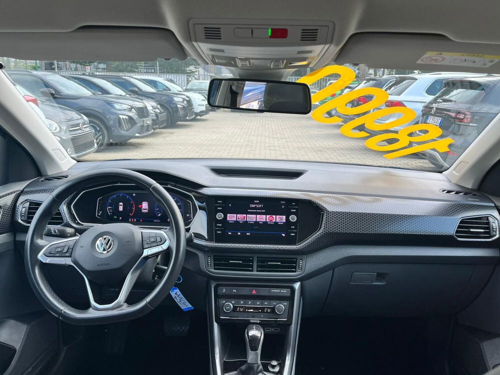 Volkswagen T-Cross usata a Milano (15)