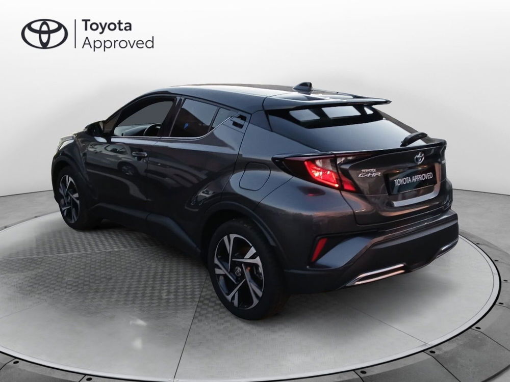 Toyota Toyota C-HR usata a Latina (6)