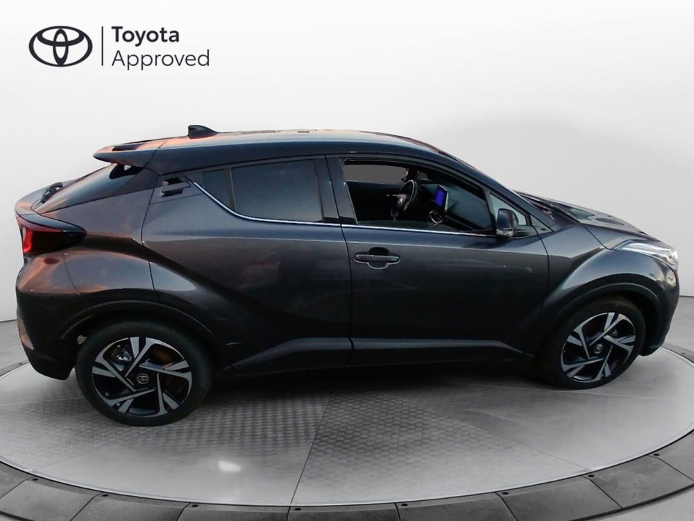 Toyota Toyota C-HR usata a Latina (9)