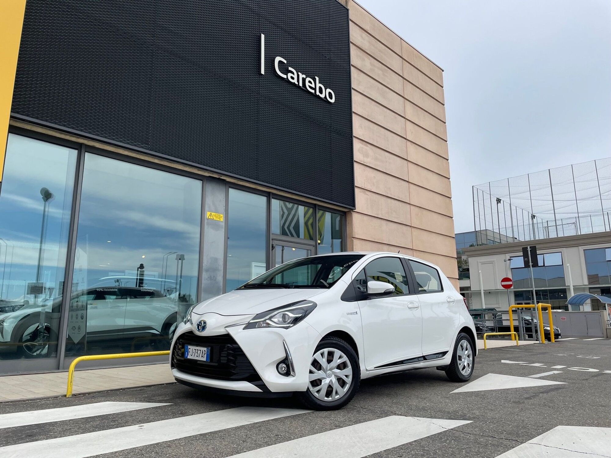 Toyota Yaris Cross 1.5 Hybrid 5p. E-CVT Active del 2017 usata a Parma