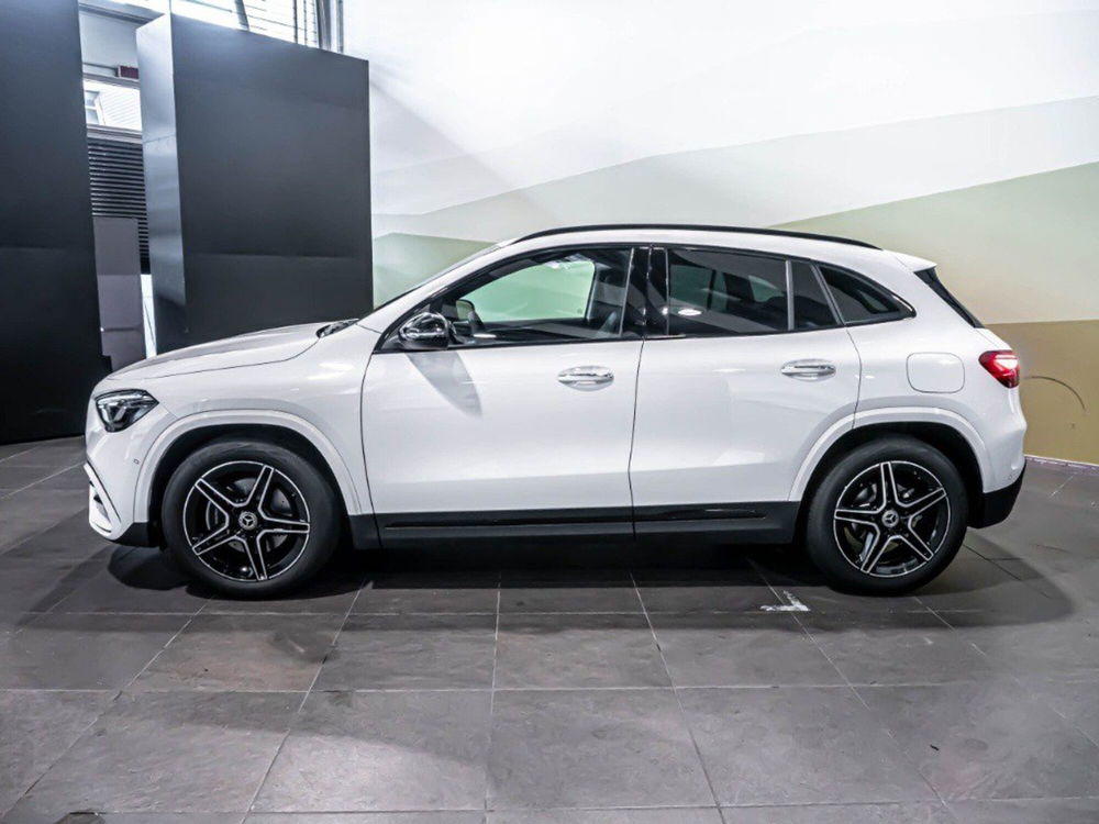 Mercedes-Benz GLA SUV nuova a Ancona (5)