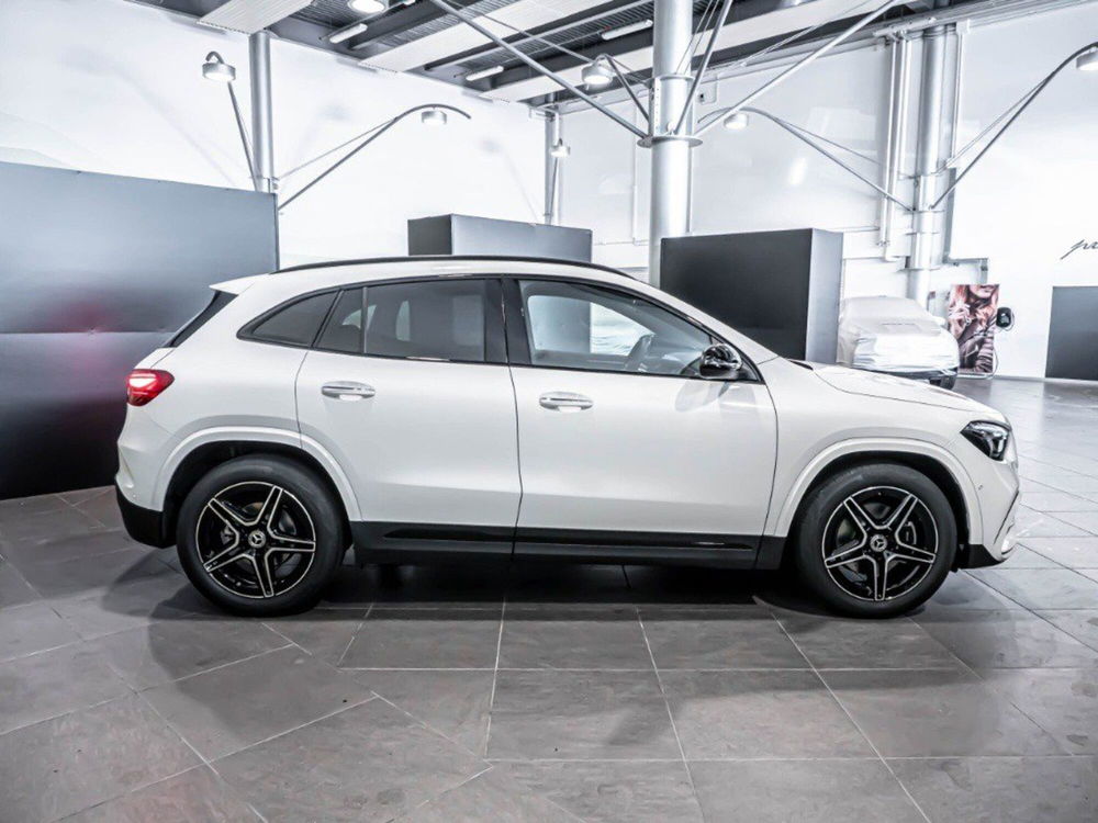 Mercedes-Benz GLA SUV nuova a Ancona (9)