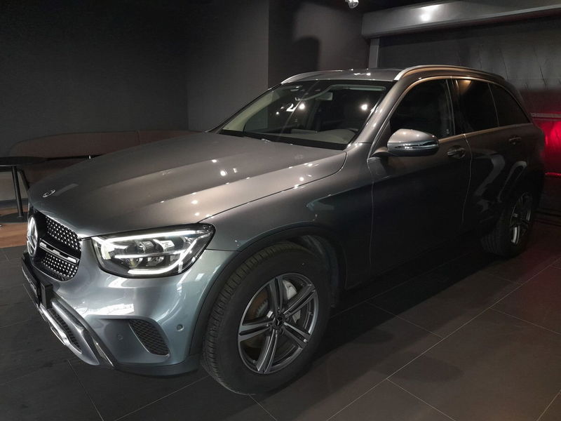 Mercedes-Benz GLC SUV 200 d 4Matic Sport del 2020 usata a Pozzuoli