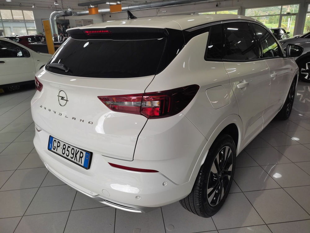 Opel Grandland usata a Prato (6)