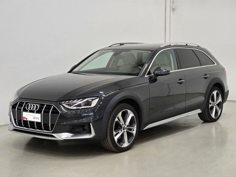 Audi A4 Allroad Allroad 40 2.0 tdi mhev Identity Contrast quattro 204cv s-tronic del 2021 usata a Alessandria